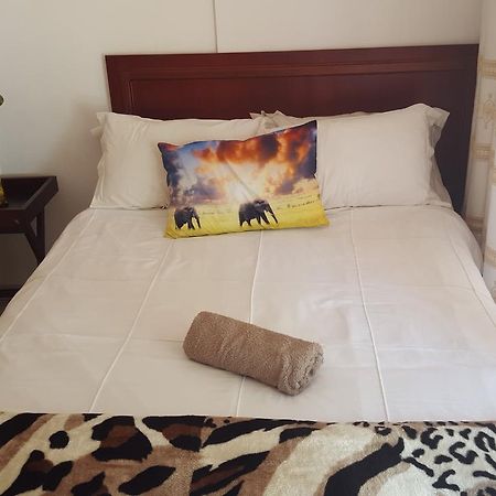 Old N New Bed & Breakfast Umhlanga Rocks Екстериор снимка