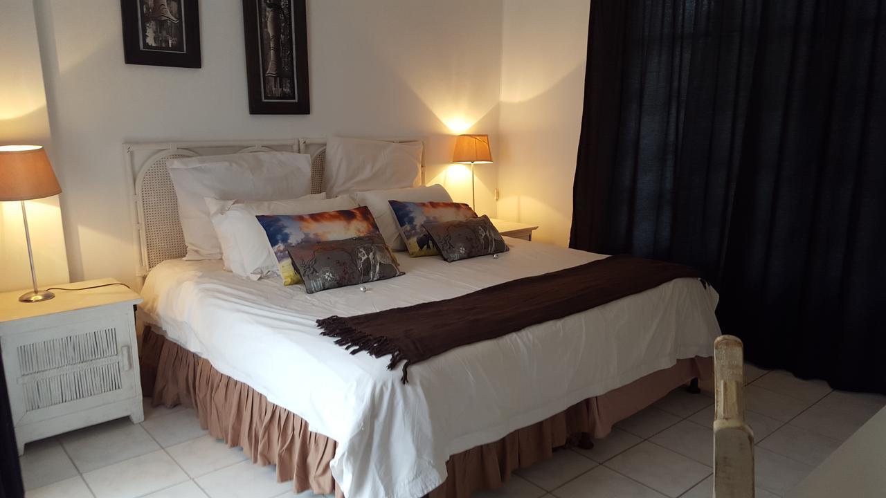 Old N New Bed & Breakfast Umhlanga Rocks Екстериор снимка