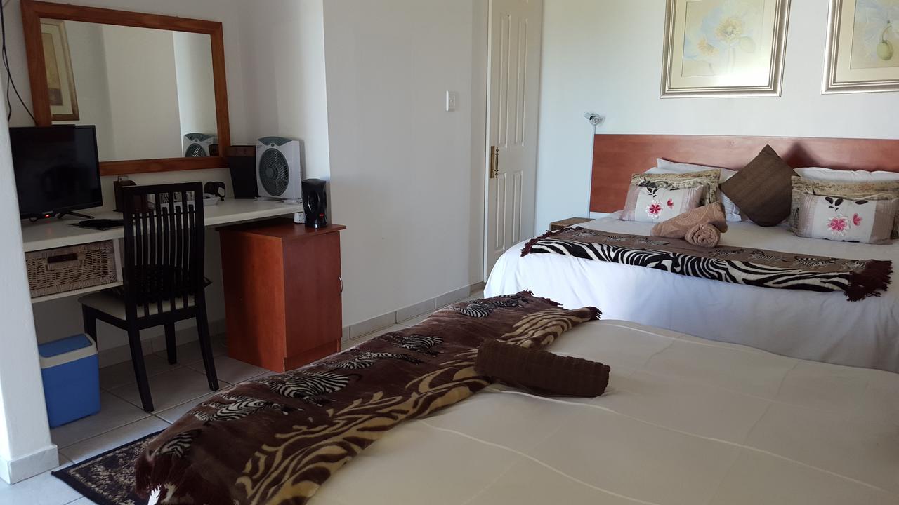 Old N New Bed & Breakfast Umhlanga Rocks Екстериор снимка